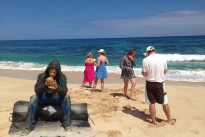 'Lost' and Movie Tour - Getting to and from Waikiki: early start meets small-group comfort