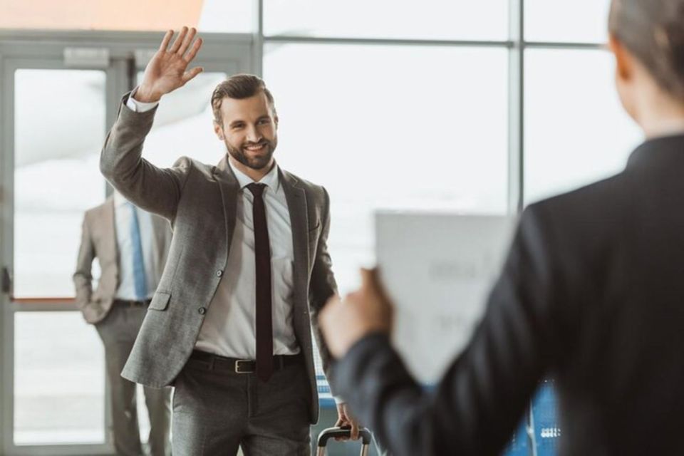 Oahu: Honolulu Airport Private Transfer - Timing that reduces stress: flight tracking and a 45-minute ride