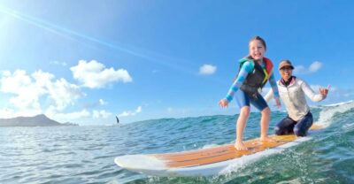 Oahu: Kids Surfing Lesson in Waikiki Beach (up to 12) - Gear included on the boardwalk: what you get and what you must bring