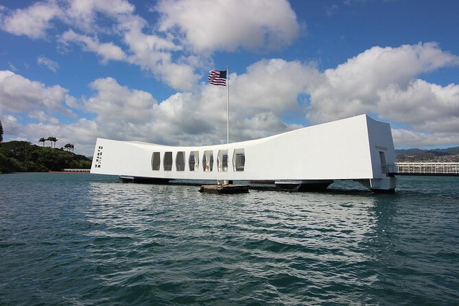 Pearl Harbor USS Arizona & Bowfin Submarine - USS Bowfin submarine: what you actually learn when you step inside