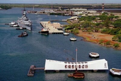 Pearl Harbor: USS Arizona Memorial & Battleship Missouri - Waikiki pickup: comfort first, then history