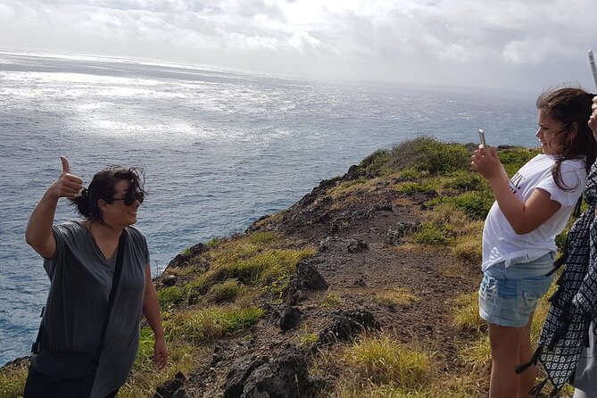 Private Oahu Circle Island Tour - Haleiwa Town Center (45 minutes): surf shops and shave ice without the rush