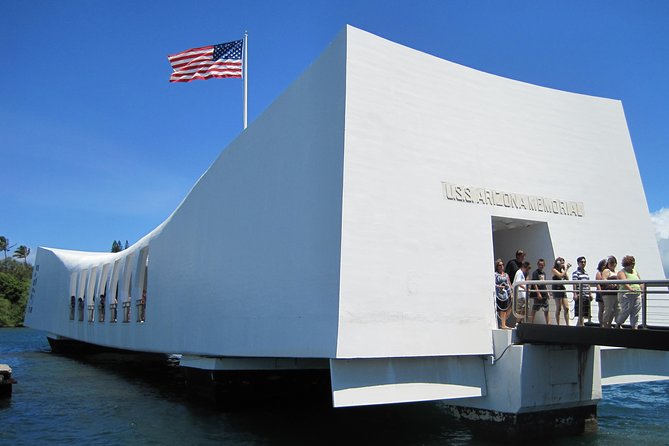 Private Pearl Harbor and Honolulu City Tour - Visitor Center to memorial boat ride: how the timing works