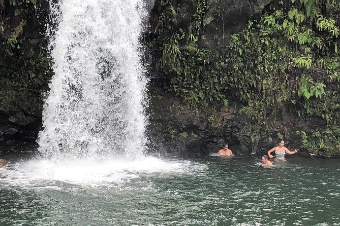 Road to Hana: Full-Day Scenic Drive with Blacksand & Waterfalls - Waterfall time: drive-thru photos, plus a real swim option later