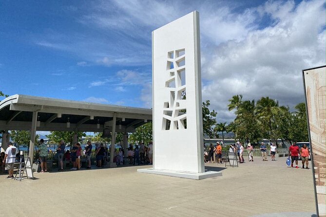 Tribute to Pearl Harbor Arizona Memorial and Honolulu City Tour - The USS Arizona Memorial: how the shuttle access shapes the visit