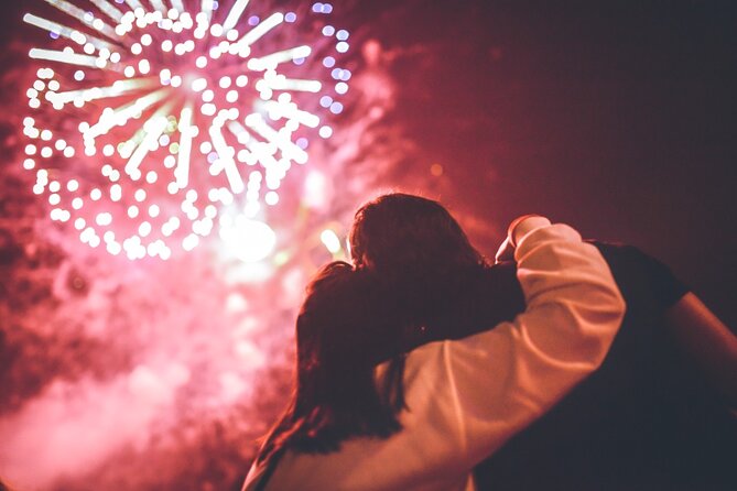 Waikiki Friday Fireworks Cruise Including Transportation - On-board comfort that matters on a warm Honolulu night